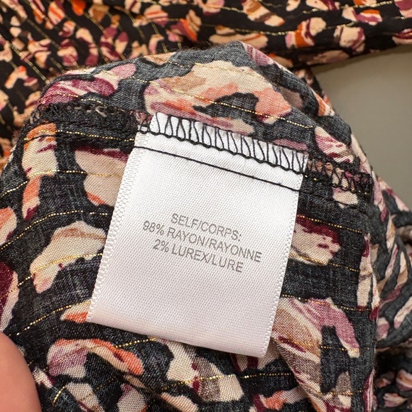 Jane and Delancey Medium Black Abstact Leopard Printed Loose long sleeve Blouse - Picture 8 of 11